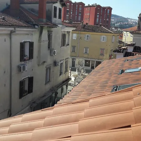Хостел Koper2stay Копер